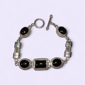 Suarti Bali BA Designer Black Onyx And Sterling Silver Toggle Bracelet